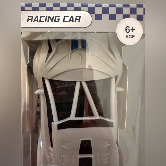 Toy bundle plush, squishy and remote control car - Picture 8 of 10